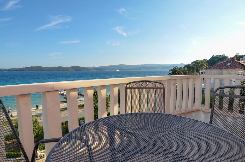 أوروبيتش Apartments Villa Iva الغرفة الصورة