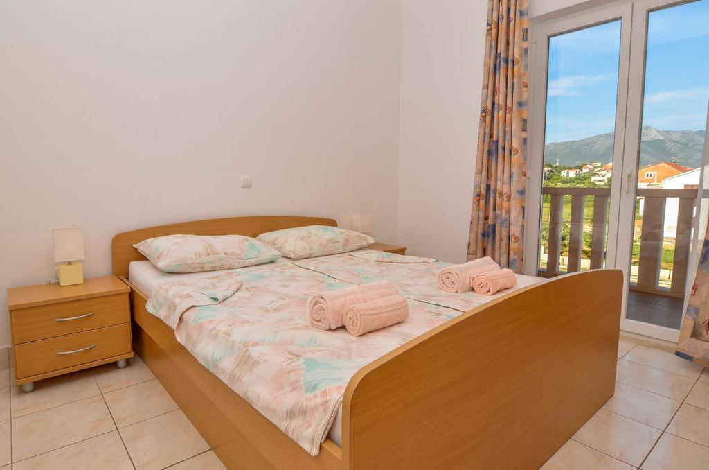 أوروبيتش Apartments Villa Iva الغرفة الصورة